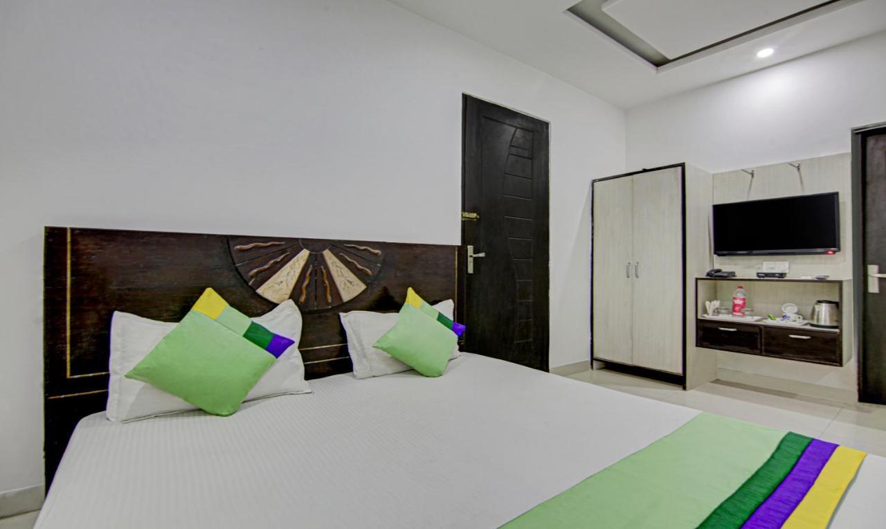 Hotel Treebo Rockland, Zirakpur Zewnętrze zdjęcie