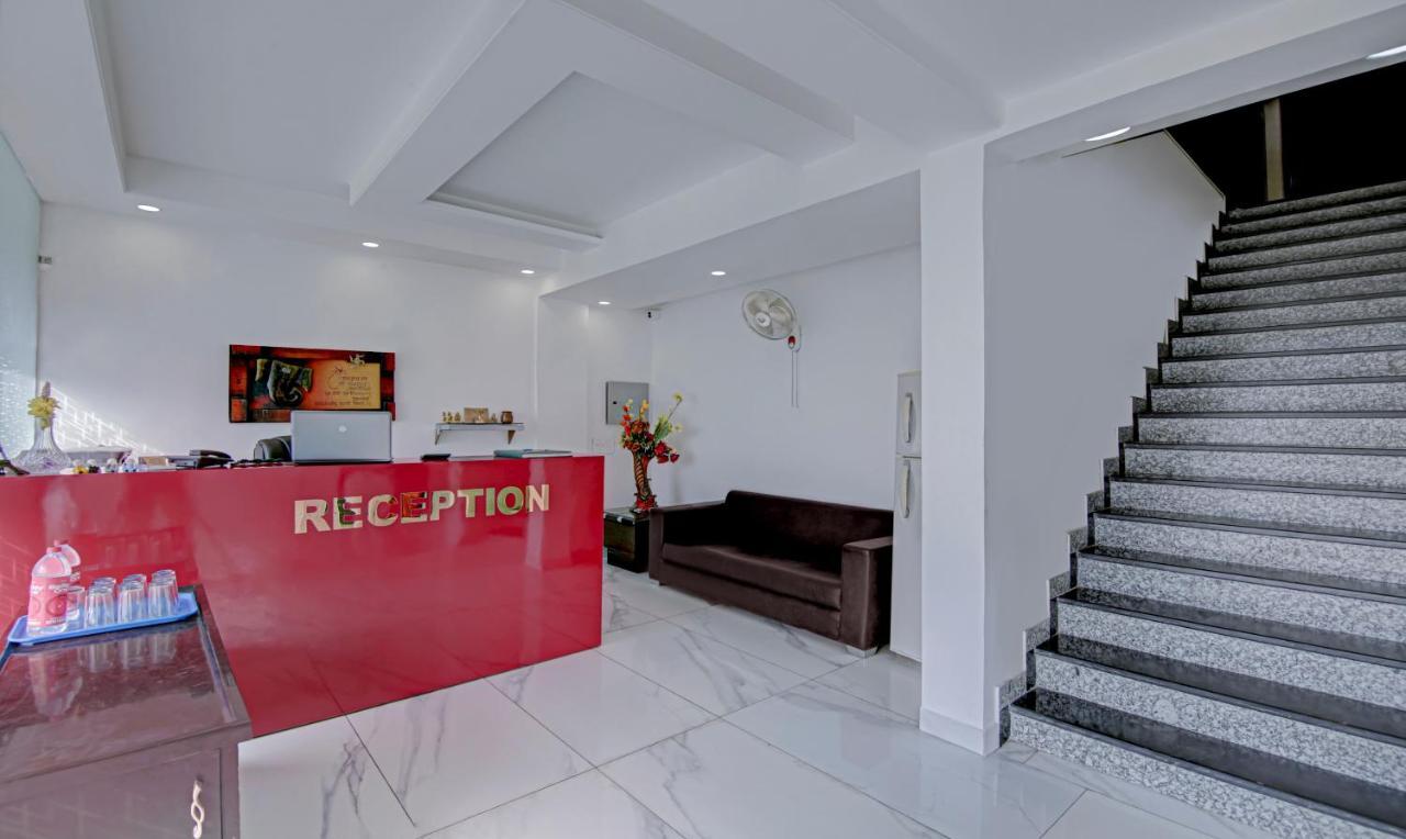 Hotel Treebo Rockland, Zirakpur Zewnętrze zdjęcie